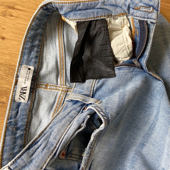 ZARA High Waist Distressed Jeans - Picture 5 of 11